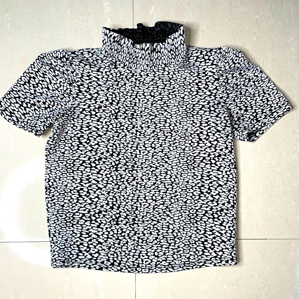 ZARA BLACK and WHITE PRINTED BLOUSE